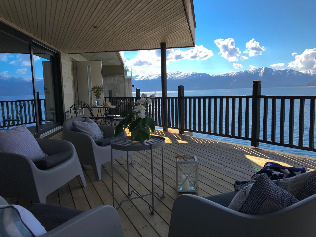 Panoramaresort In Hardangerfjorden Leilighet I Sjokanten Ved Hardangerfjorden For 7 Personer Boat , Sauna,Kajak, Sup For Rent Ойстезе Экстерьер фото
