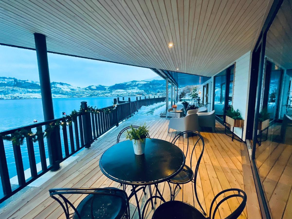 Panoramaresort In Hardangerfjorden Leilighet I Sjokanten Ved Hardangerfjorden For 7 Personer Boat , Sauna,Kajak, Sup For Rent Ойстезе Экстерьер фото