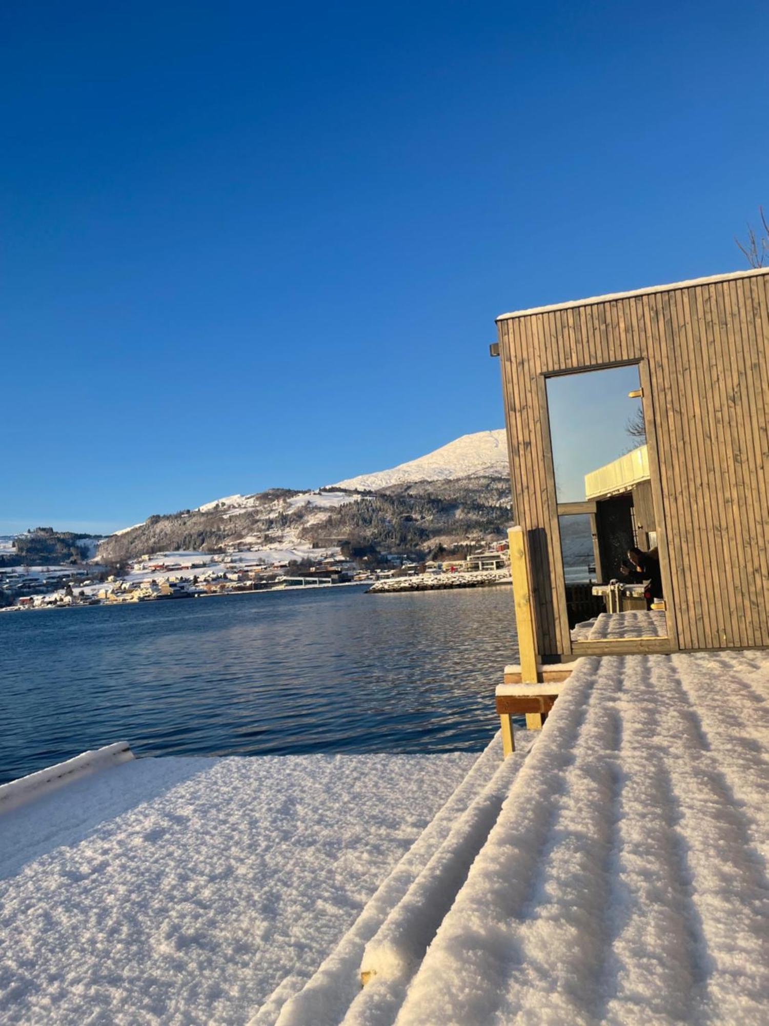 Panoramaresort In Hardangerfjorden Leilighet I Sjokanten Ved Hardangerfjorden For 7 Personer Boat , Sauna,Kajak, Sup For Rent Ойстезе Экстерьер фото